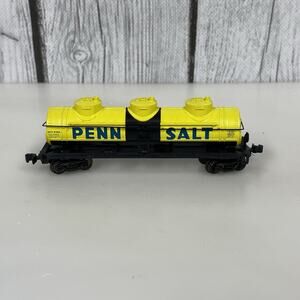 Bachmann N Scale Triple Dome Tank Car Penn Salt GATX Yellow Freight Train